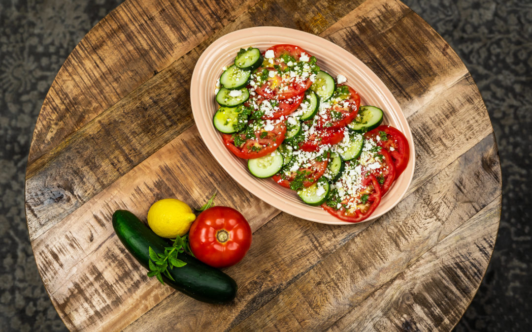 Live Well in the Kitchen: Anti-Inflammatory Tomato Salad